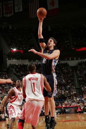 帮助球队进 帮助球队进