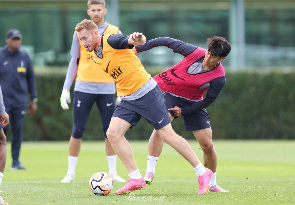 行既定方案 行既定方案