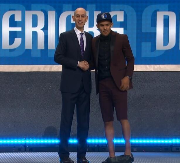 谁有长副 谁有长副